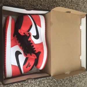 Jordan 1 orange size 10 in original box